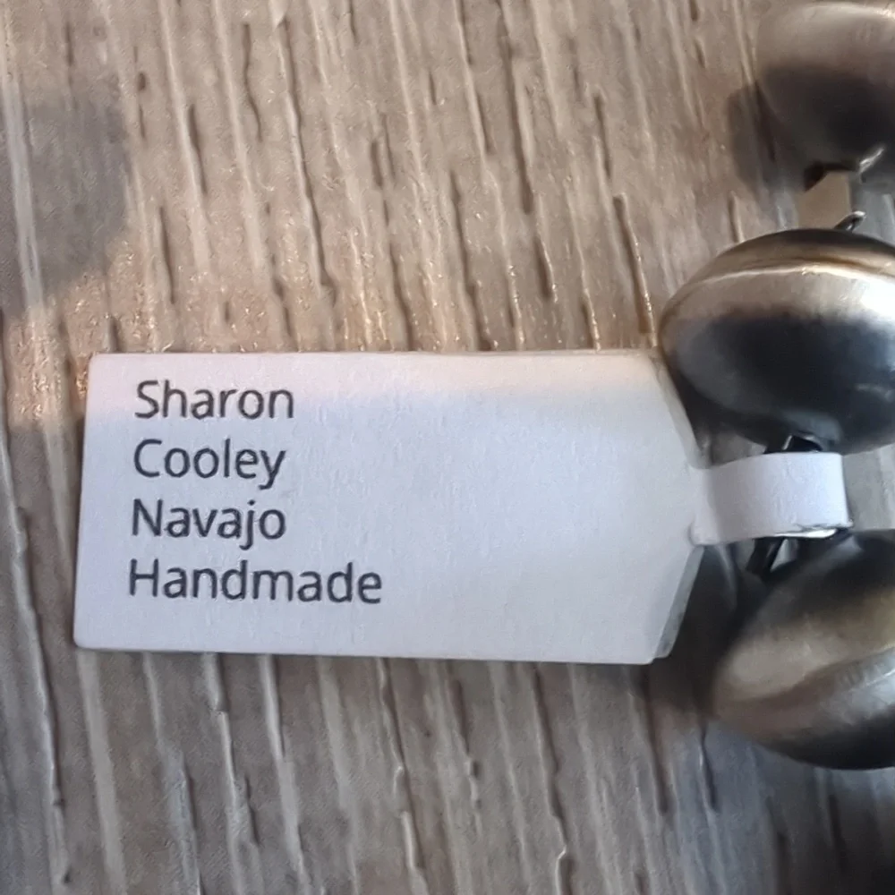 Navajo Pearl Saucer Sterling Silver Handmade Bracelet NWT - Picture 8 of 13